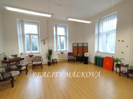 wlRdJ2f6 | Pronájem - kanceláře, 58 m²