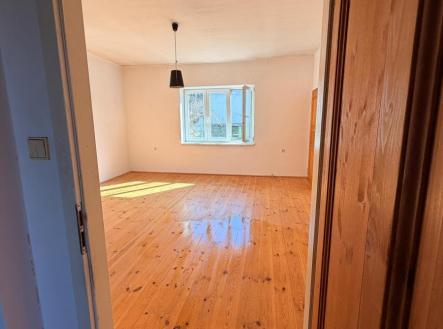 8a8fea65-8ea8-4c51-b33e-96a2bd1f00ae.jpg | Prodej - dům/vila, 100 m²