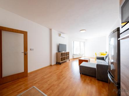 DSCF6483 kopie.jpg | Pronájem bytu, 2+kk, 63 m²