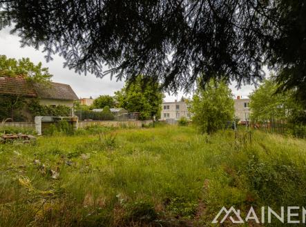 dvorec-3.jpg | Prodej - pozemek pro bydlení, 989 m²