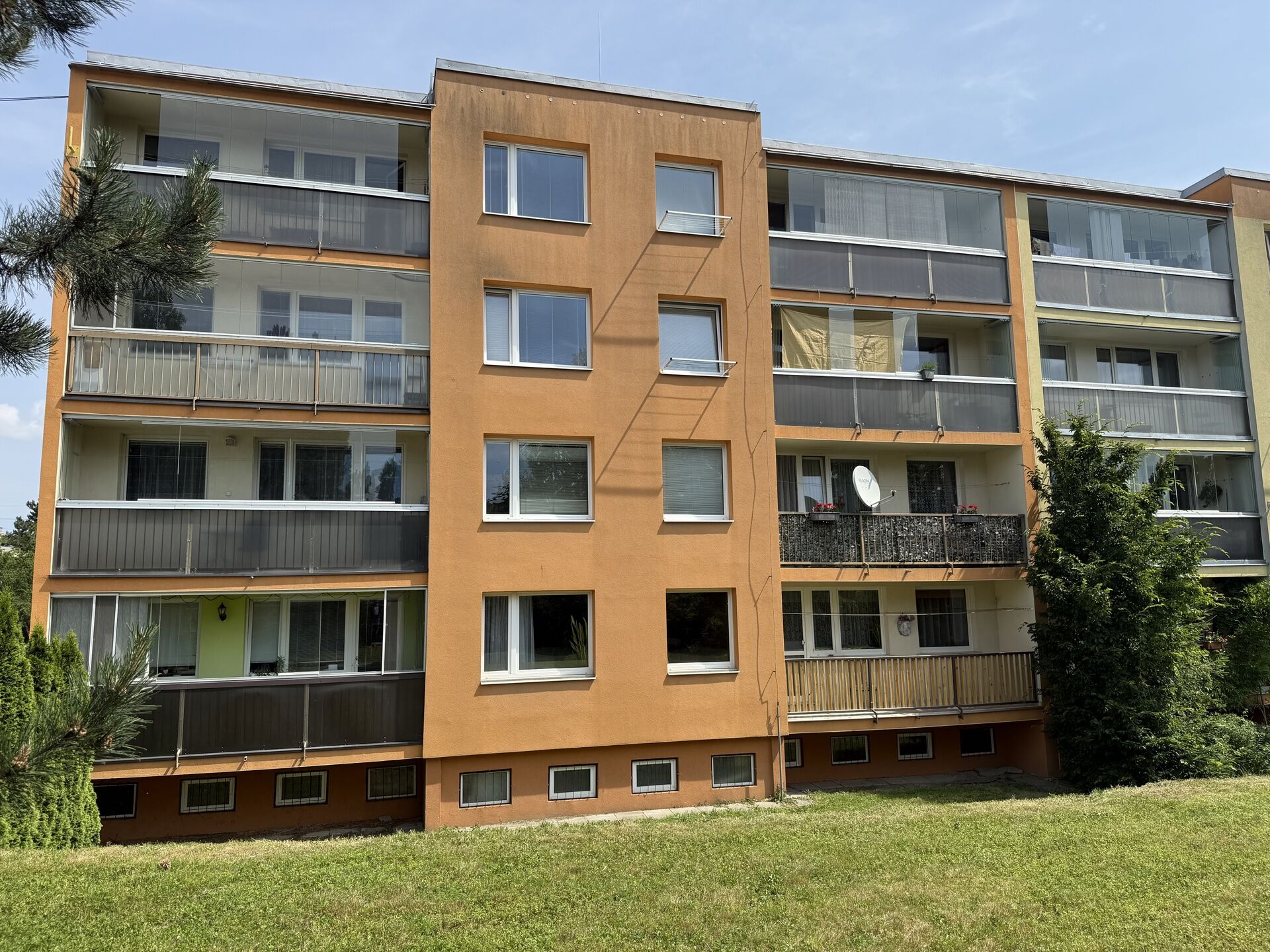 Prodej bytu 3+1/L, ul. Ke Kamínce, Praha 5 – Zbraslav