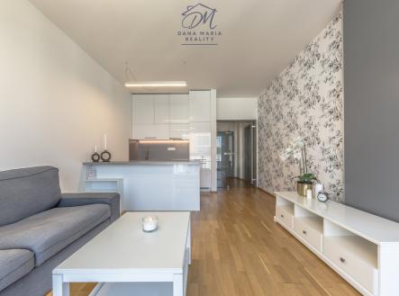 Pronájem bytu, 2+kk, 58 m²