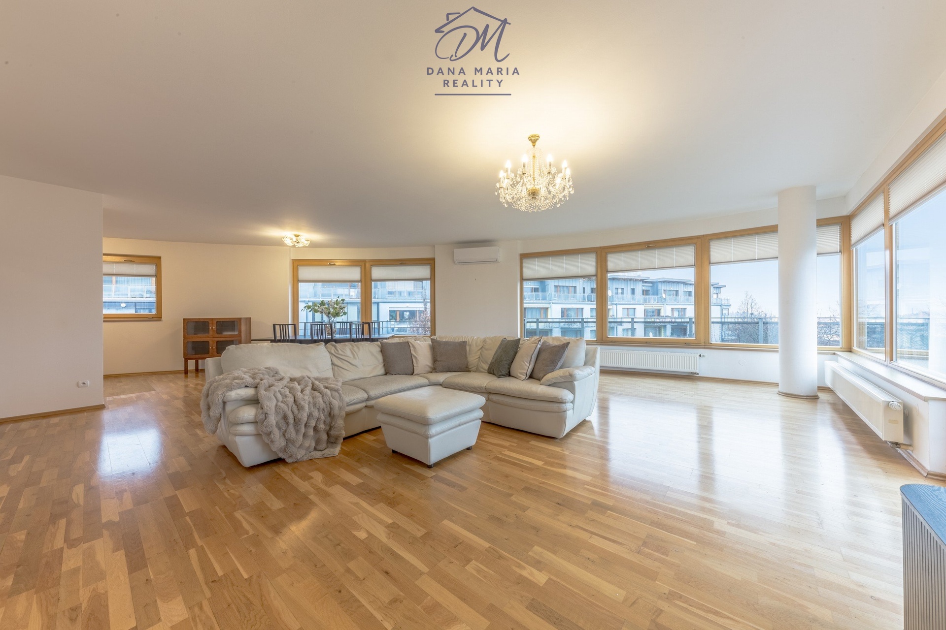 Pronájem bytu 4+kk, 134 m² - Praha - Vokovice