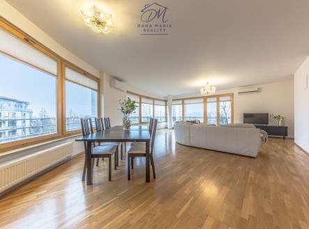 Pronájem bytu, 4+kk, 187 m²
