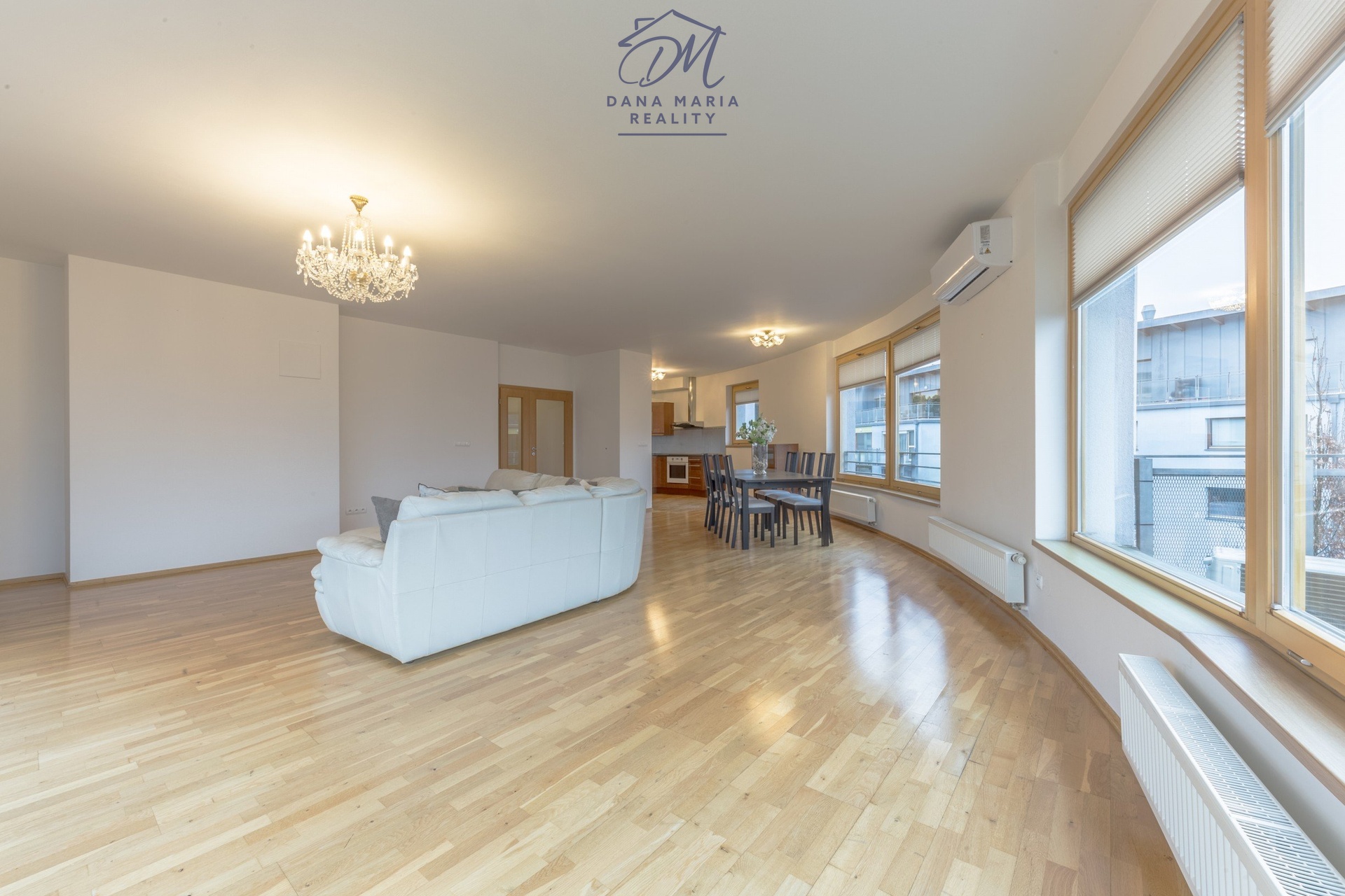 Pronájem bytu 4+kk, 134 m² - Praha - Vokovice