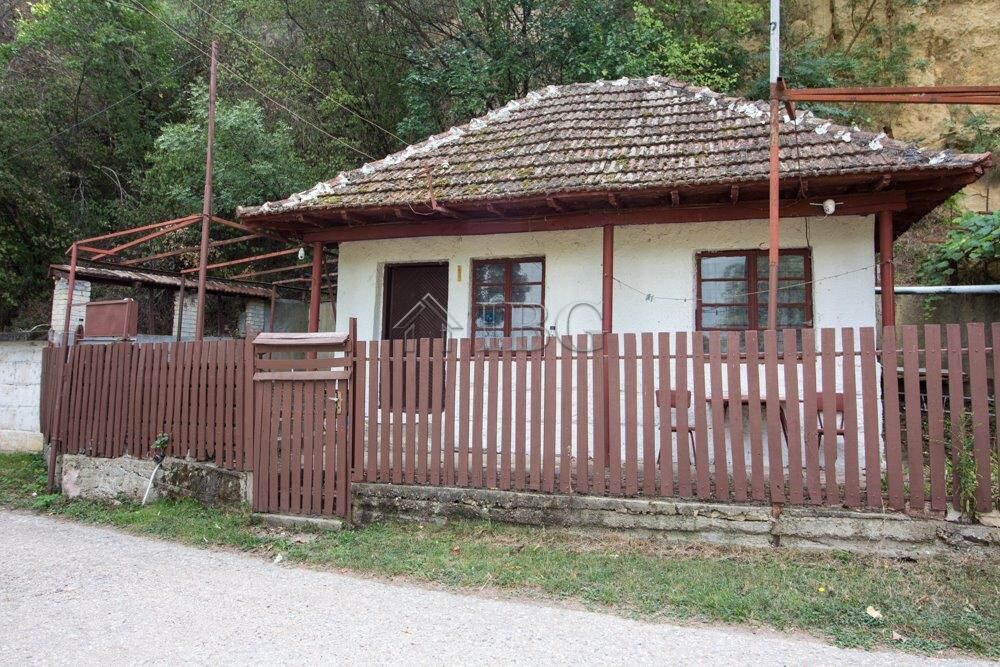 Výhled na Dunaj! 2pokojová vila v klidné oblasti jen 10 minut od města Ruse