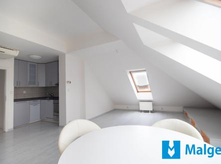 Prodej bytu, 3+kk, 86 m² obrázek