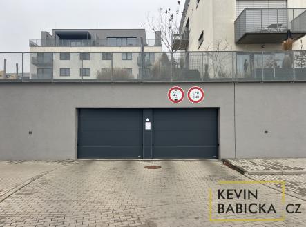 img-7821.jpeg | Pronájem - malý objekt/garáž