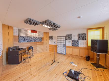 . | Prodej - dům/vila, 250 m²