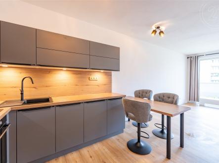 . | Pronájem bytu, 2+kk, 56 m²