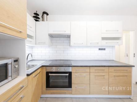 . | Prodej - dům/vila, 203 m²