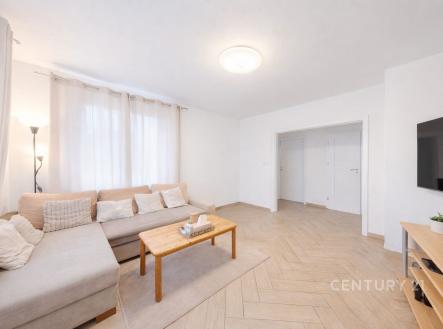 . | Prodej - dům/vila, 203 m²