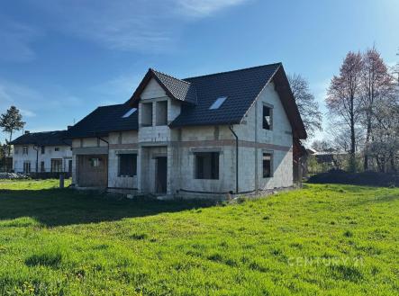 . | Prodej - dům/vila, 180 m²