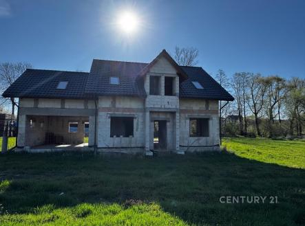 . | Prodej - dům/vila, 180 m²