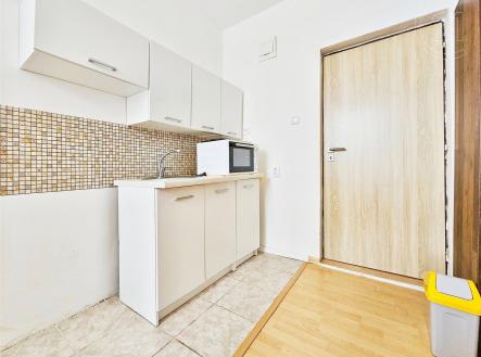 . | Pronájem bytu, garsoniéra, 20 m²