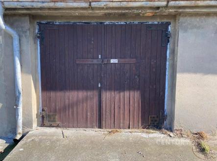 . | Pronájem - malý objekt/garáž