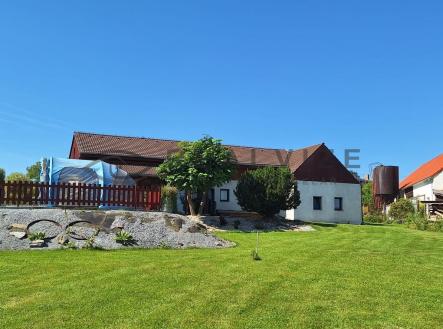 prodej-rodinneho-domu-penzionu-trhove-sviny-todne-6-5b74bb | Prodej - dům/vila, 750 m²