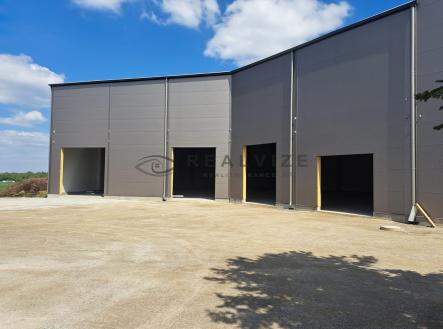 5aeb0e30-1233-4dae-b696-af6832973b94 | Pronájem - komerční objekt, sklad, 985 m²