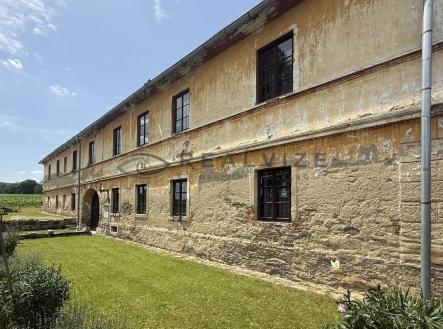 IMG_8107 | Prodej - zemědělský objekt, 2 767 m²