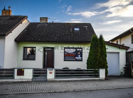 Prodej rodinného domu v Roudném pohled na dům | Prodej - dům/vila, 265 m²