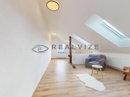 RD Roudné podkroví | Prodej - dům/vila, 265 m²