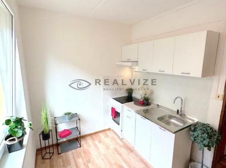 kuchyň 4 | Pronájem bytu, 1+1, 31 m²