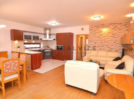 DSC_0165 | Pronájem bytu, 3+kk, 84 m²