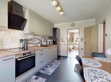 Prodej - dům/vila, 200 m² obrázek