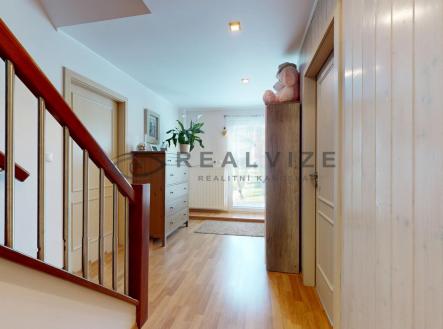 chodba v přízemí RD Nové Hrady | Prodej - dům/vila, 130 m²