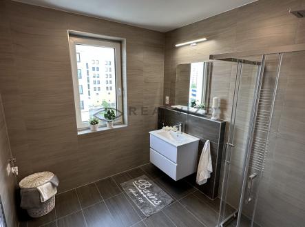 IMG_0845 | Pronájem bytu, 3+kk, 69 m²