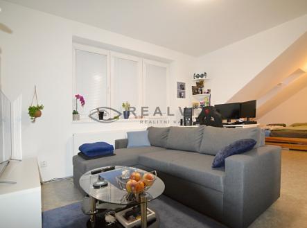 DSC_0017 | Pronájem bytu, 1+kk, 35 m²