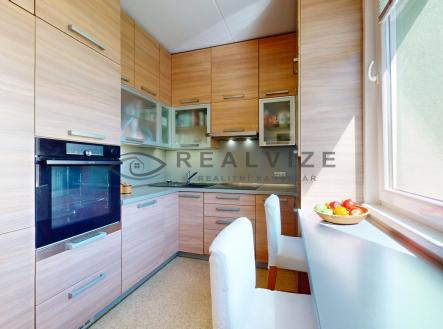 Byt-na-prodej-v-ulici-Jaroslava-Bendy-04302026_080554 | Prodej bytu, 4+1, 82 m²
