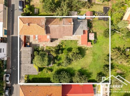 Radim_dron_foto s vyznačením_final-2 | Prodej - dům/vila, 213 m²