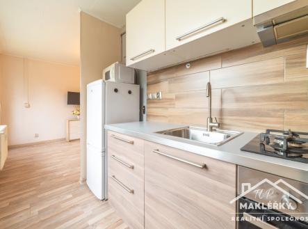 DSC_2257-HDR | Pronájem bytu, 1+kk, 27 m²