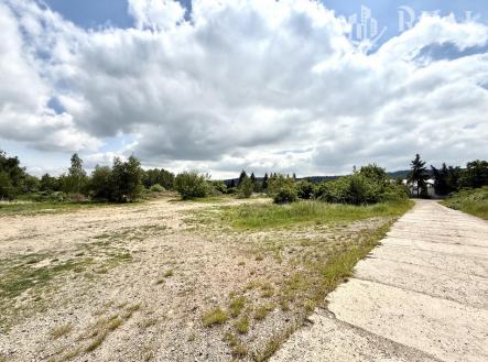 IMG_7313.jpeg | Prodej - skladovací prostor, 8 431 m²