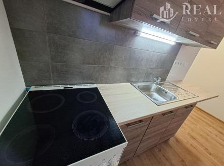 Kuchyňská linka | Pronájem bytu, 1+kk, 20 m²