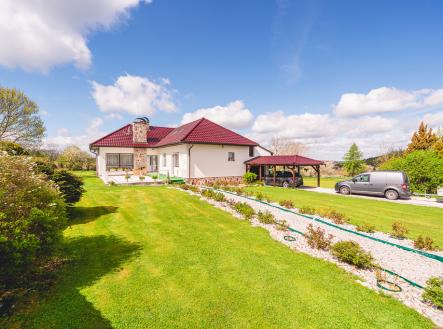 24.jpg | Prodej - dům/vila, 242 m²