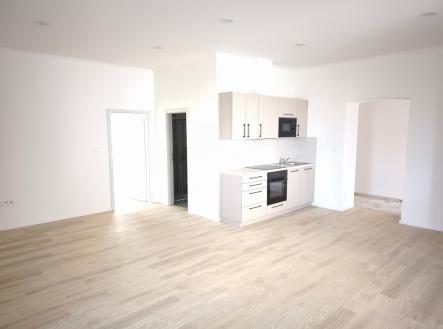 img-20250611-102030.jpg | Pronájem bytu, 2+kk, 79 m²