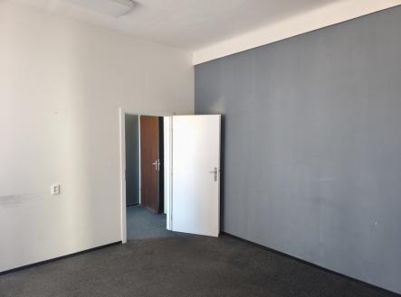 img-20250918-150316.jpg | Pronájem - kanceláře, 18 m²