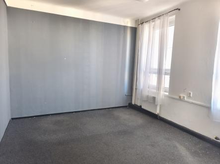 img-20250918-150257.jpg | Pronájem - kanceláře, 18 m²