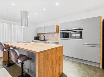 6.jpg | Prodej - dům/vila, 230 m²