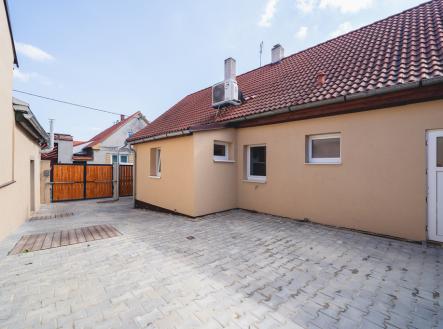 Prodej - dům/vila, 130 m²