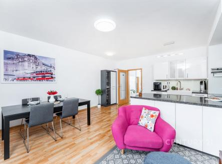 Prodej bytu, 4+kk, 118 m²