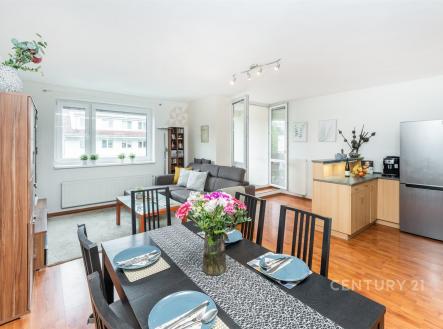 . | Pronájem bytu, 3+kk, 84 m²