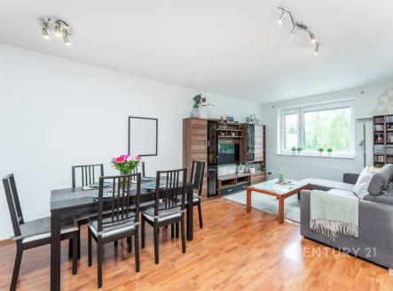 . | Pronájem bytu, 3+kk, 84 m²