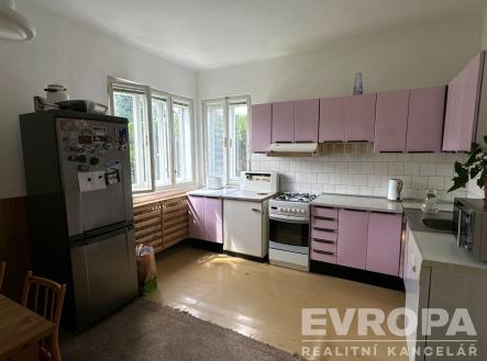 . | Prodej - dům/vila, 189 m²