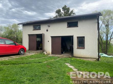 . | Prodej - dům/vila, 330 m²