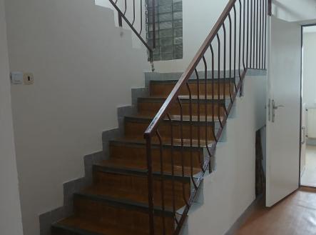 . | Prodej - dům/vila, 330 m²