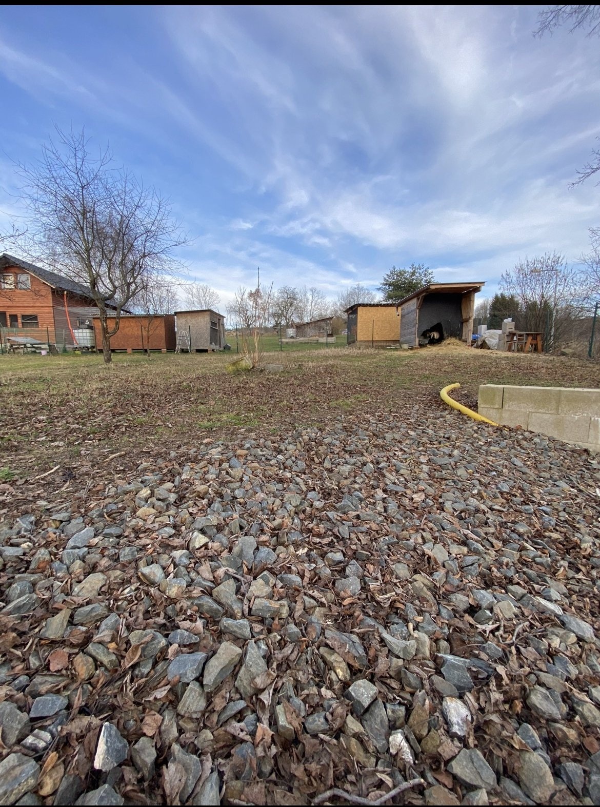 Prodej stavebního pozemku 806 m² v klidné venkovské lokalitě Sedlec-Prčice - Mrákotice, okr. Příbram