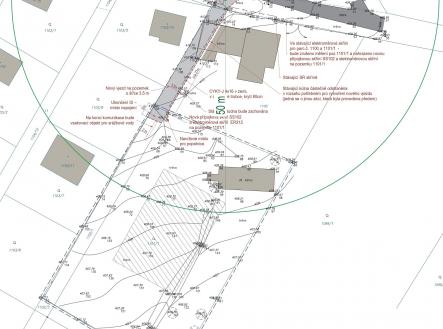 Velkorysý pozemek s duší a výhledem na zámek 1 923 m², Mníšek pod Brdy | Prodej - pozemek pro bydlení, 1 923 m²